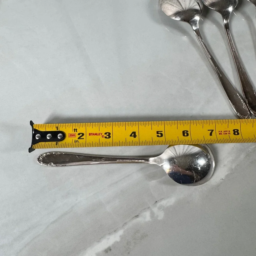 Set of 4 Oneida Simeon L & George H Rogers‎ Silver Plated Soup Spoons Lot 2